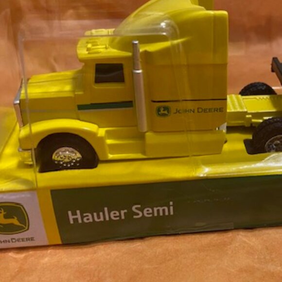Yellow/Green John Deere Hauler Semi-Remorque - Picture 2 of 9
